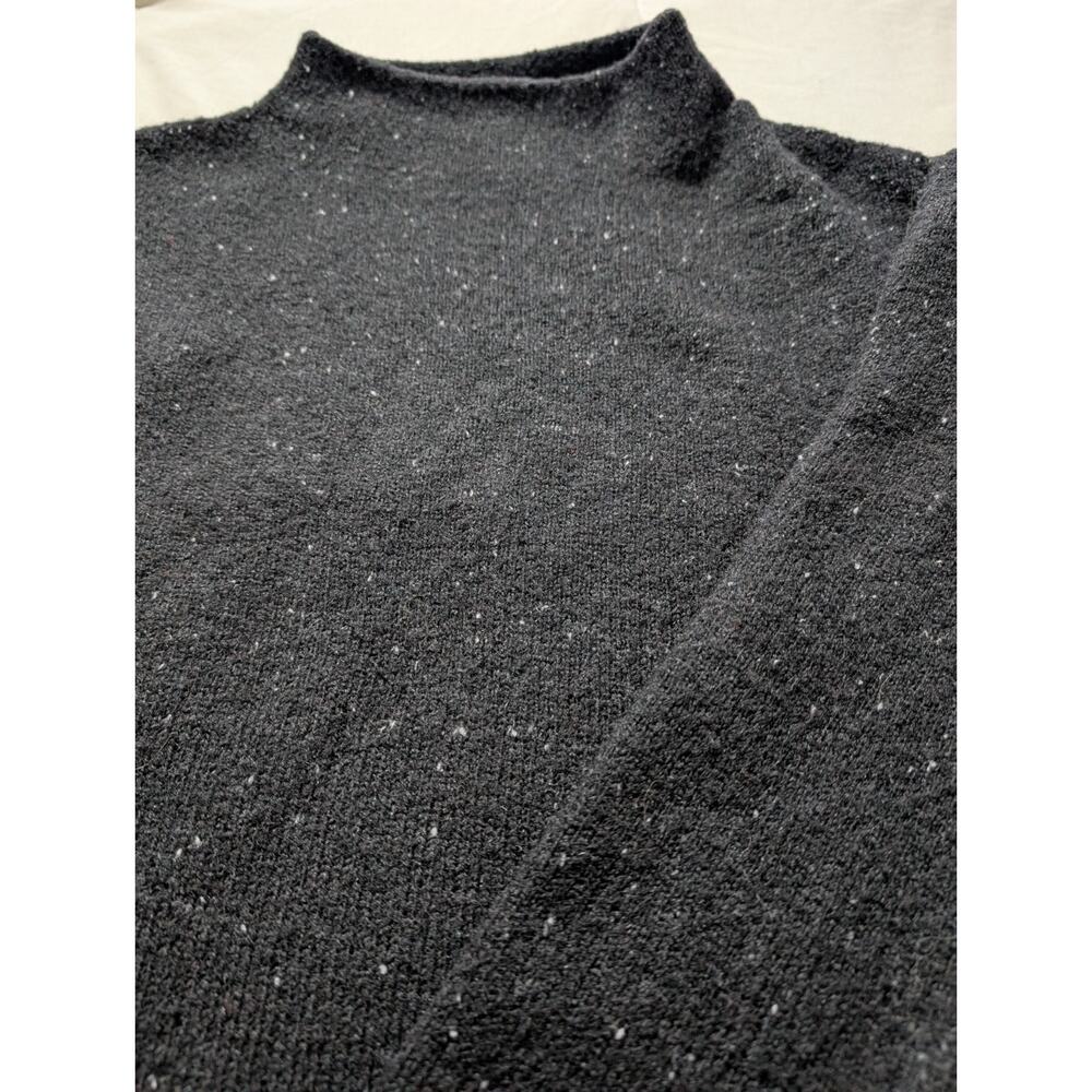 Well Worn Cozy Core Mock T Black W/White Fleck Sweater Normcore Minimalist Sz. M